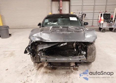 2022 Ford Mustang Ecoboost Premium Fastback z USA, uszkodzony, nr VIN 1FA6P8TH1N5128012